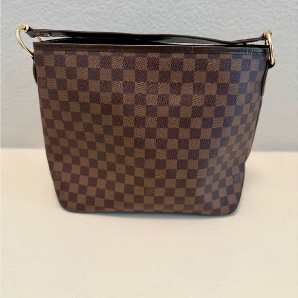Louis Vuitton Damier Evene Shoulder Bag - Picture 9 of 10